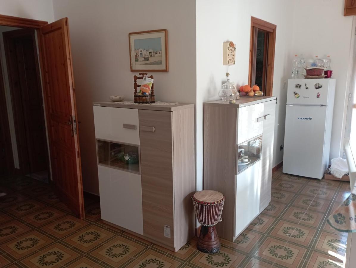 Casa Vacanze Il Carrubo Leporano Esterno foto