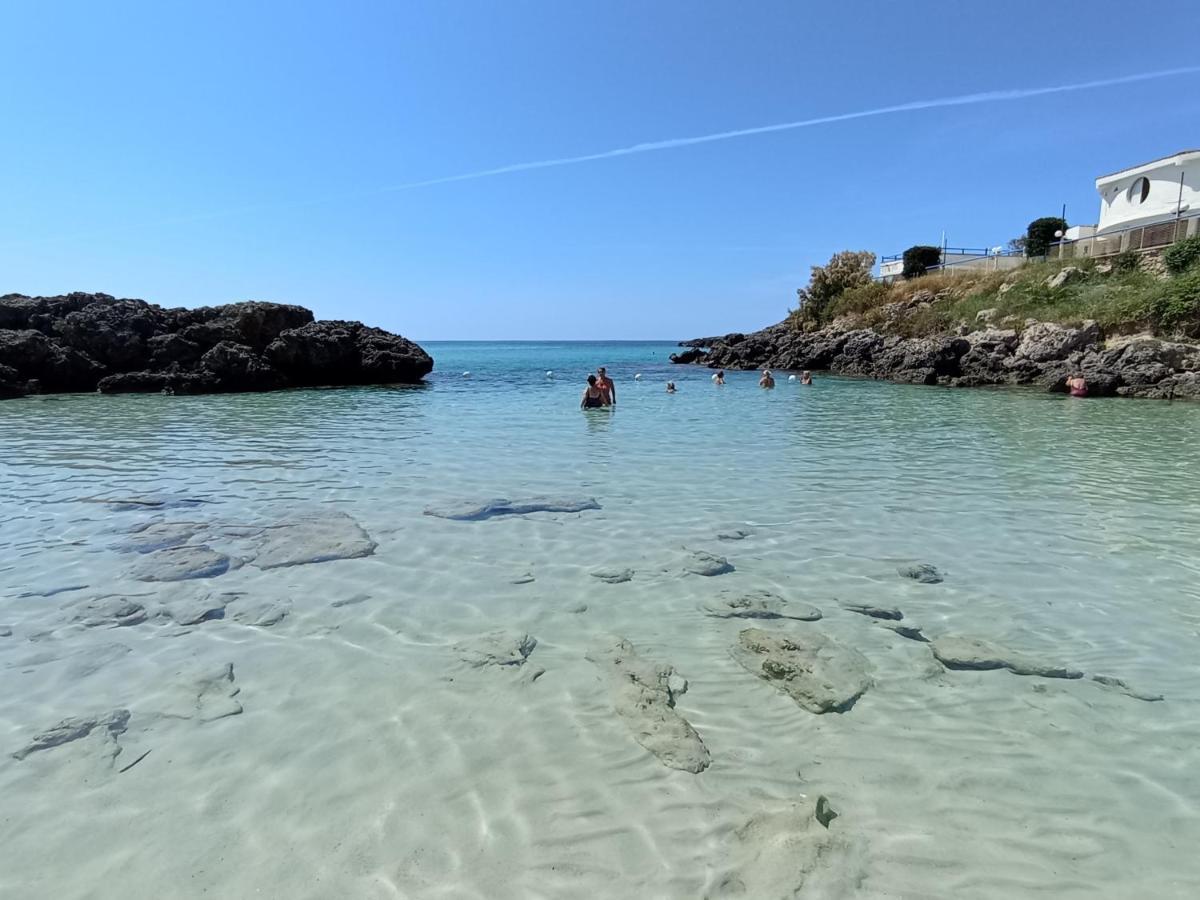 Casa Vacanze Il Carrubo Leporano Esterno foto